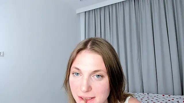 Snapshot of ErinnPieloch chatting on March 14, 2026, 8:03 pm ErinnPieloch online show from March 14, 2026, 8:03 pm