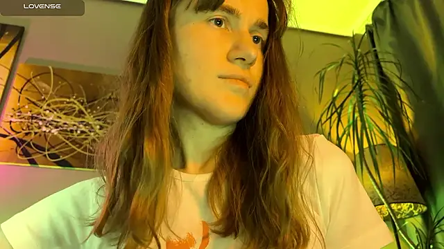 Snapshot of Kleya256 chatting on March 7, 2026, 10:18 pm Kleya256 online show from March 7, 2026, 10:18 pm