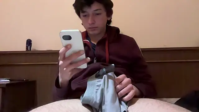 Snapshot of Chiu-zo chatting on March 7, 2026, 10:40 pm Chiu-zo online show from March 7, 2026, 10:40 pm