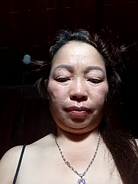 Yellow-pink online show from June 17, 2026, 10:54 pm