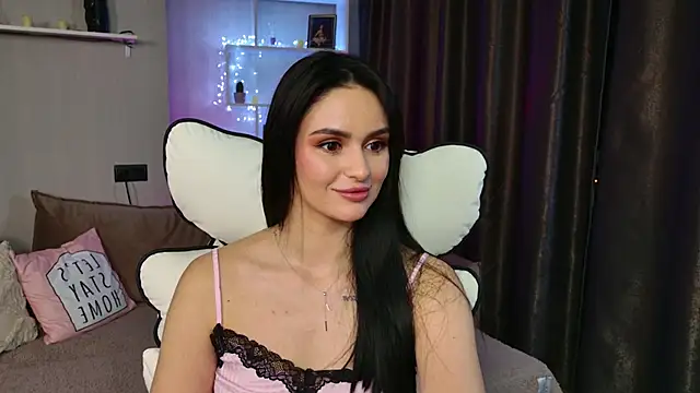 MilaaSweety online show from May 15, 2026, 8:16 pm