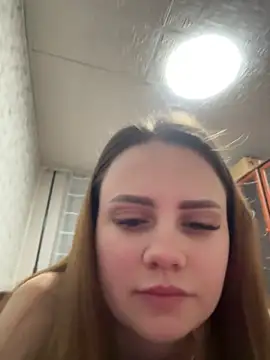 Snapshot of EliasynWoiues chatting on March 17, 2026, 6:33 pm EliasynWoiues online show from March 17, 2026, 6:33 pm