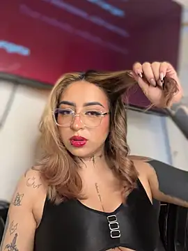 CarolQueen1  online show from June 27, 2026, 12:22 pm