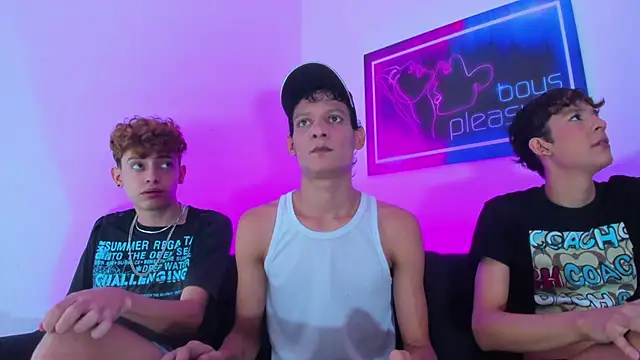 Snapshot of Desire_Boys1 chatting on March 9, 2026, 11:09 pm Desire Boys1 online show from March 9, 2026, 11:09 pm