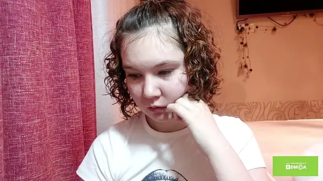 Snapshot of OlivaArashiro chatting on April 10, 2026, 10:03 pm OlivaArashiro online show from April 10, 2026, 10:03 pm