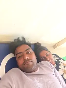 Snapshot of Tomjenny1 chatting on March 9, 2026, 11:25 am Tomjenny1 online show from March 9, 2026, 11:25 am