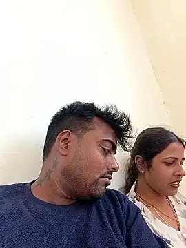 Snapshot of Tomjenny1 chatting on March 10, 2026, 4:28 am Tomjenny1 online show from March 10, 2026, 4:28 am