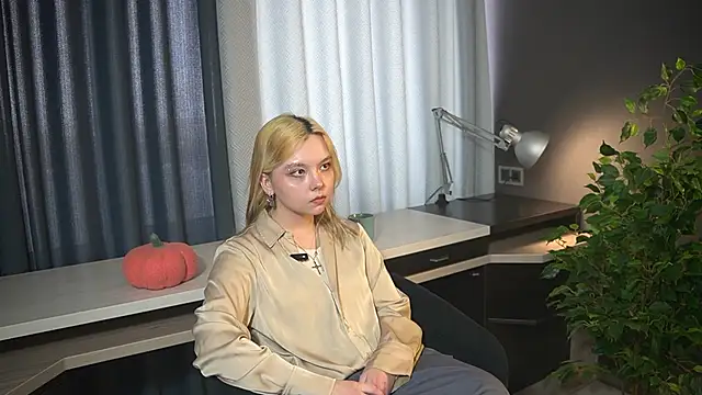 Snapshot of JodyDrees chatting on March 10, 2026, 8:19 am JodyDrees online show from March 10, 2026, 8:19 am