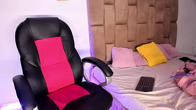 Snapshot of joeli_sweet chatting on March 9, 2026, 10:36 pm joeli sweet online show from March 9, 2026, 10:36 pm