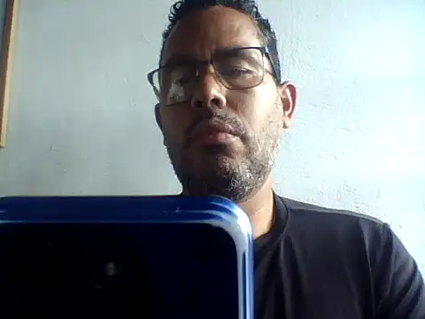 Snapshot of thonyj238 chatting on March 20, 2026, 12:21 pm thonyj238 online show from March 20, 2026, 12:21 pm