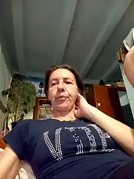 Tania9876 online show from May 10, 2026, 8:36 pm