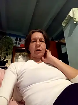 Tania9876 online show from May 13, 2026, 7:55 pm