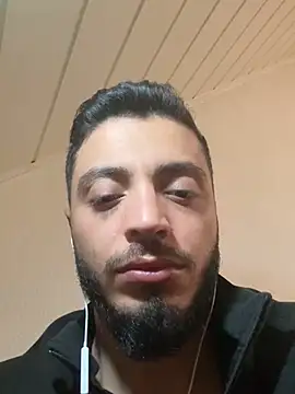 Snapshot of SoftAmjad chatting on April 8, 2026, 12:21 am SoftAmjad online show from April 8, 2026, 12:21 am