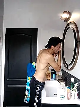 Snapshot of LiL-DRapXXX chatting on March 17, 2026, 9:34 am LiL-DRapXXX online show from March 17, 2026, 9:34 am