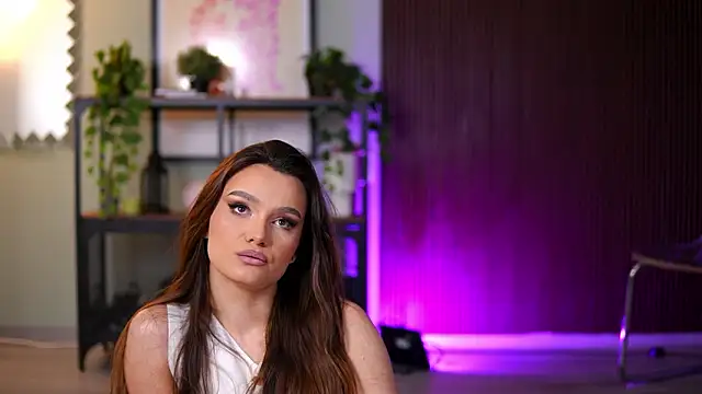 Snapshot of Lena_Laurent chatting on March 13, 2026, 10:22 am Lena Laurent online show from March 13, 2026, 10:22 am