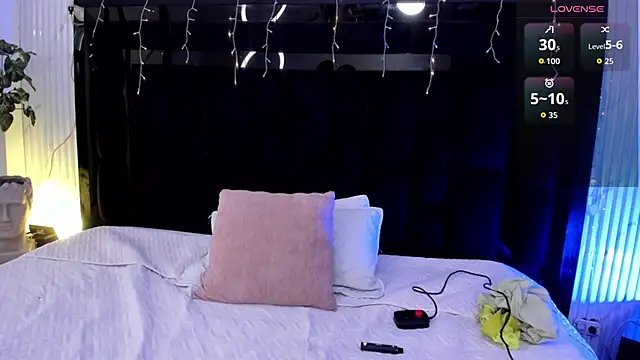 Snapshot of NicoKinggs_ chatting on March 10, 2026, 1:38 pm NicoKinggs online show from March 10, 2026, 1:38 pm