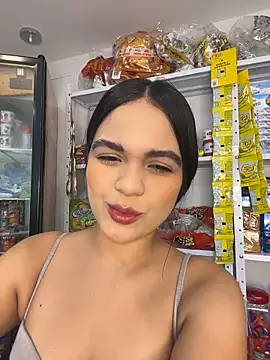 Bella-Ferrer online show from May 30, 2026, 7:11 pm