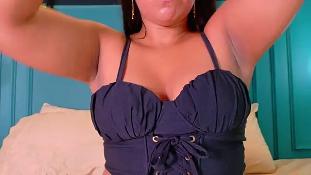 Snapshot of ZoeyMonroe_ chatting on April 17, 2026, 11:57 am ZoeyMonroe online show from April 17, 2026, 11:57 am