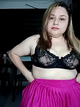 jennyyhottt online show from April 25, 2026, 6:16 am