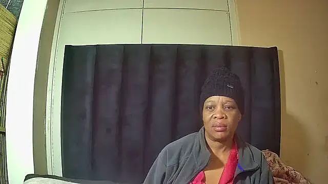 JoycyQueen online show from July 2, 2026, 4:57 pm