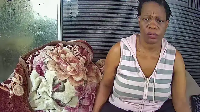JoycyQueen online show from July 14, 2026, 7:57 am
