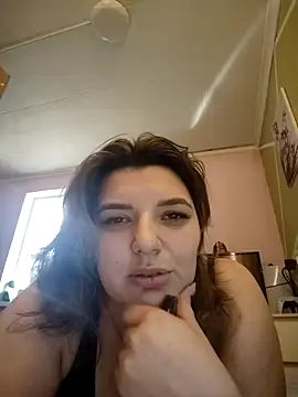 Snapshot of Angelika_l chatting on March 15, 2026, 10:32 am Angelika l online show from March 15, 2026, 10:32 am