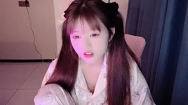 winnie-ww online show from May 2, 2026, 8:52 am