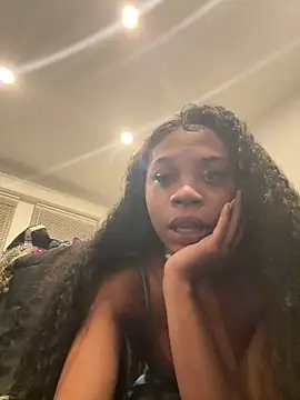 Snapshot of essencecora chatting on March 10, 2026, 9:58 am essencecora online show from March 10, 2026, 9:58 am