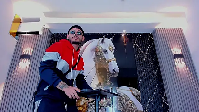 Snapshot of Mighty_Boys_888 chatting on March 10, 2026, 10:42 am Mighty Boys 888 online show from March 10, 2026, 10:42 am