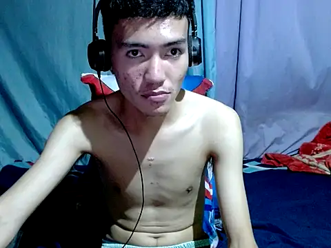 Snapshot of zailouie chatting on March 11, 2026, 12:00 pm zailouie online show from March 11, 2026, 12:00 pm