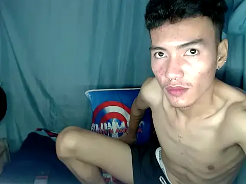 Snapshot of zailouie chatting on March 12, 2026, 2:56 pm zailouie online show from March 12, 2026, 2:56 pm