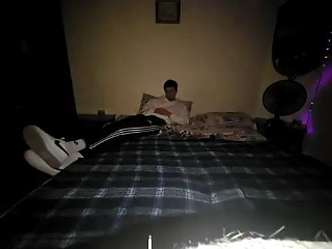 midnightbrothes1 online show from March 30, 2026, 11:28 pm