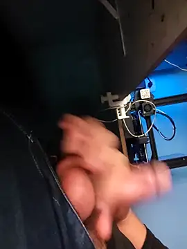 Snapshot of rizzckit chatting on March 11, 2026, 7:31 pm rizzckit online show from March 11, 2026, 7:31 pm