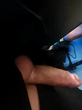 Snapshot of rizzckit chatting on March 20, 2026, 3:28 pm rizzckit online show from March 20, 2026, 3:28 pm