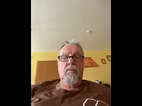 Snapshot of Alter67R chatting on March 17, 2026, 11:35 am Alter67R online show from March 17, 2026, 11:35 am