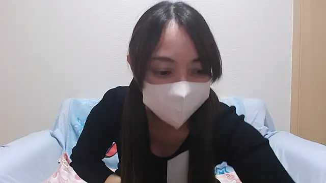 Snapshot of rin_rin072 chatting on May 7, 2026, 11:37 am rin rin072 online show from May 7, 2026, 11:37 am