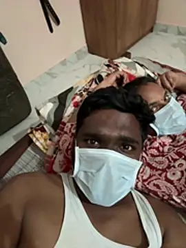 Snapshot of kasicouple69 chatting on March 11, 2026, 3:40 pm kasicouple69 online show from March 11, 2026, 3:40 pm