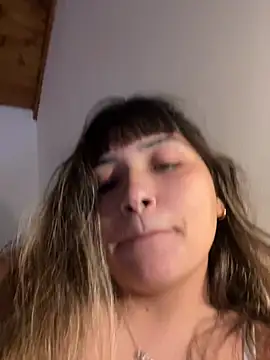 miicbebita online show from June 10, 2026, 5:56 pm