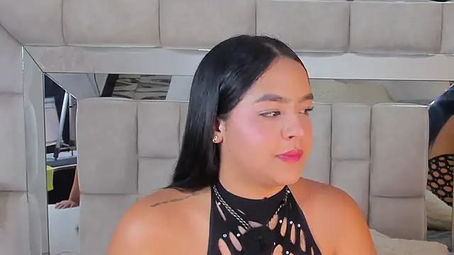 Snapshot of VIOLETWILLIANS chatting on March 13, 2026, 7:42 pm VIOLETWILLIANS online show from March 13, 2026, 7:42 pm