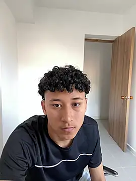 Snapshot of andres_007 chatting on March 11, 2026, 8:04 pm andres 007 online show from March 11, 2026, 8:04 pm