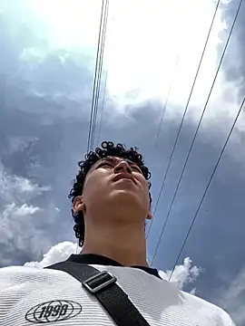 Snapshot of andres_007 chatting on March 12, 2026, 6:14 pm andres 007 online show from March 12, 2026, 6:14 pm