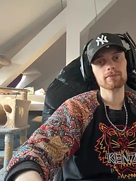 Snapshot of nomercy0807 chatting on March 18, 2026, 4:43 pm nomercy0807 online show from March 18, 2026, 4:43 pm