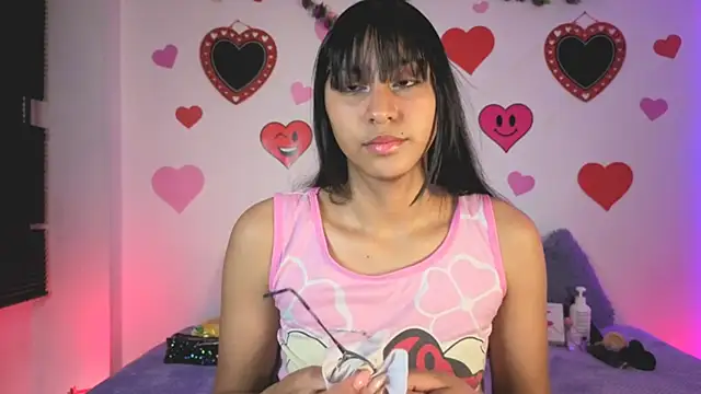 Snapshot of PaulaCutexs chatting on March 15, 2026, 1:44 am PaulaCutexs online show from March 15, 2026, 1:44 am