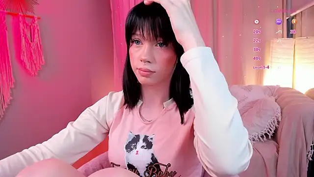lisa sunny  online show from May 8, 2026, 4:34 pm