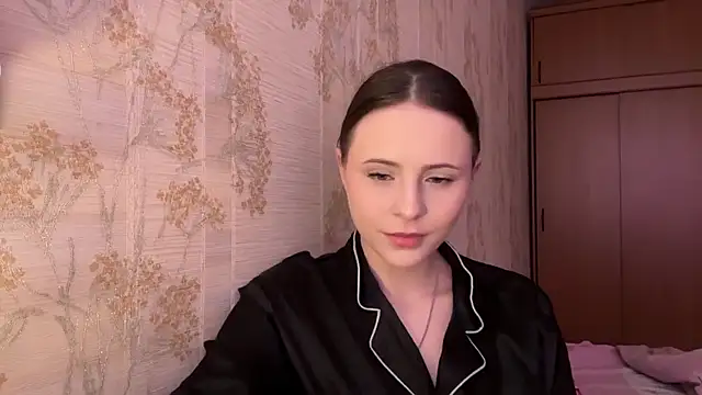 Snapshot of little_shy_girll chatting on March 13, 2026, 5:47 am little shy girll online show from March 13, 2026, 5:47 am