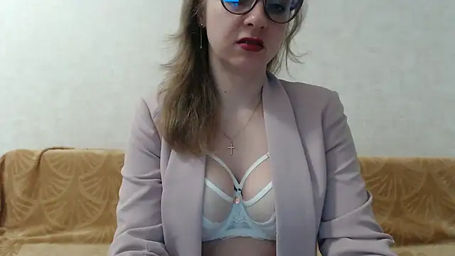 Snapshot of Sabrina7138 chatting on March 12, 2026, 1:45 am Sabrina7138 online show from March 12, 2026, 1:45 am