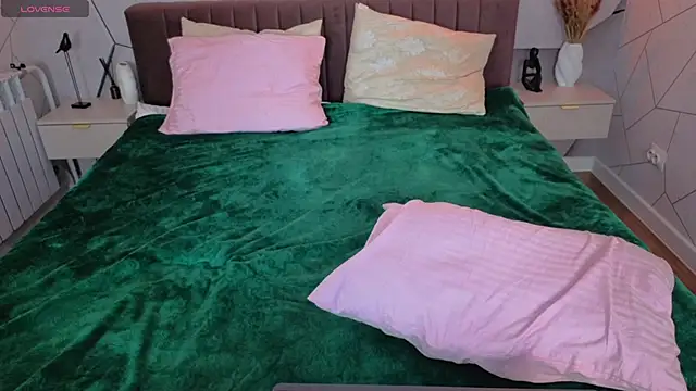 Aleks-caster online show from May 24, 2026, 5:12 am