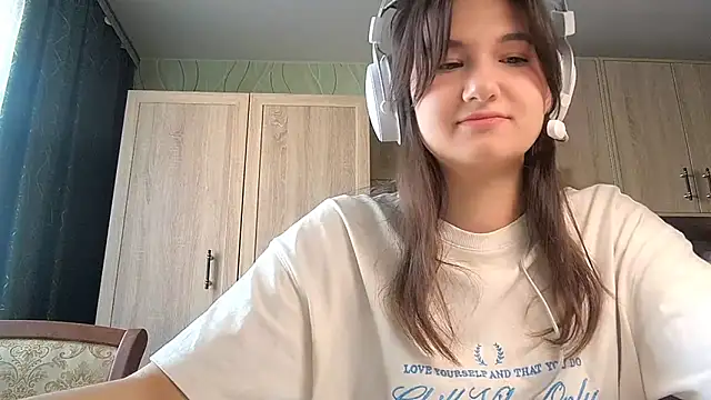 Snapshot of MiryDeni chatting on March 12, 2026, 7:14 am MiryDeni online show from March 12, 2026, 7:14 am