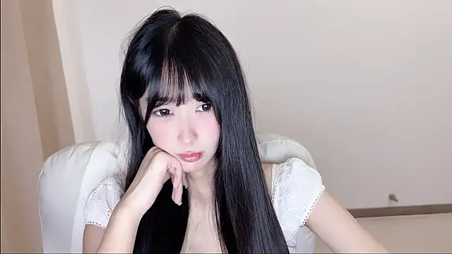xiaooyee online show from May 23, 2026, 1:59 pm