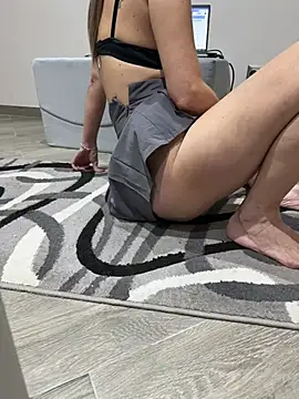 lavogliosaa online show from March 11, 2026, 4:46 pm